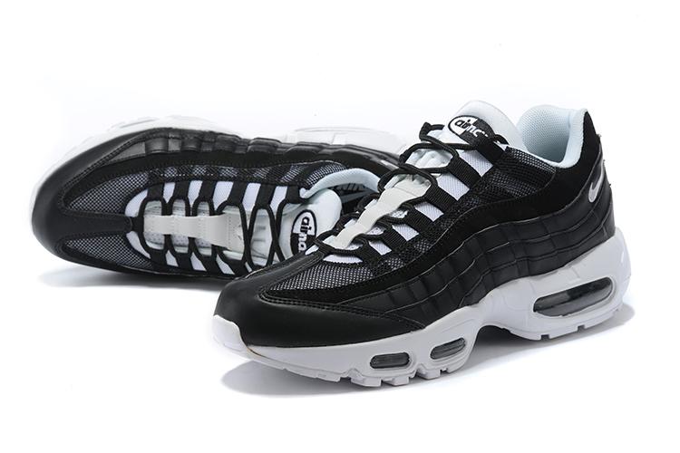Air Max 95 “Black/White”